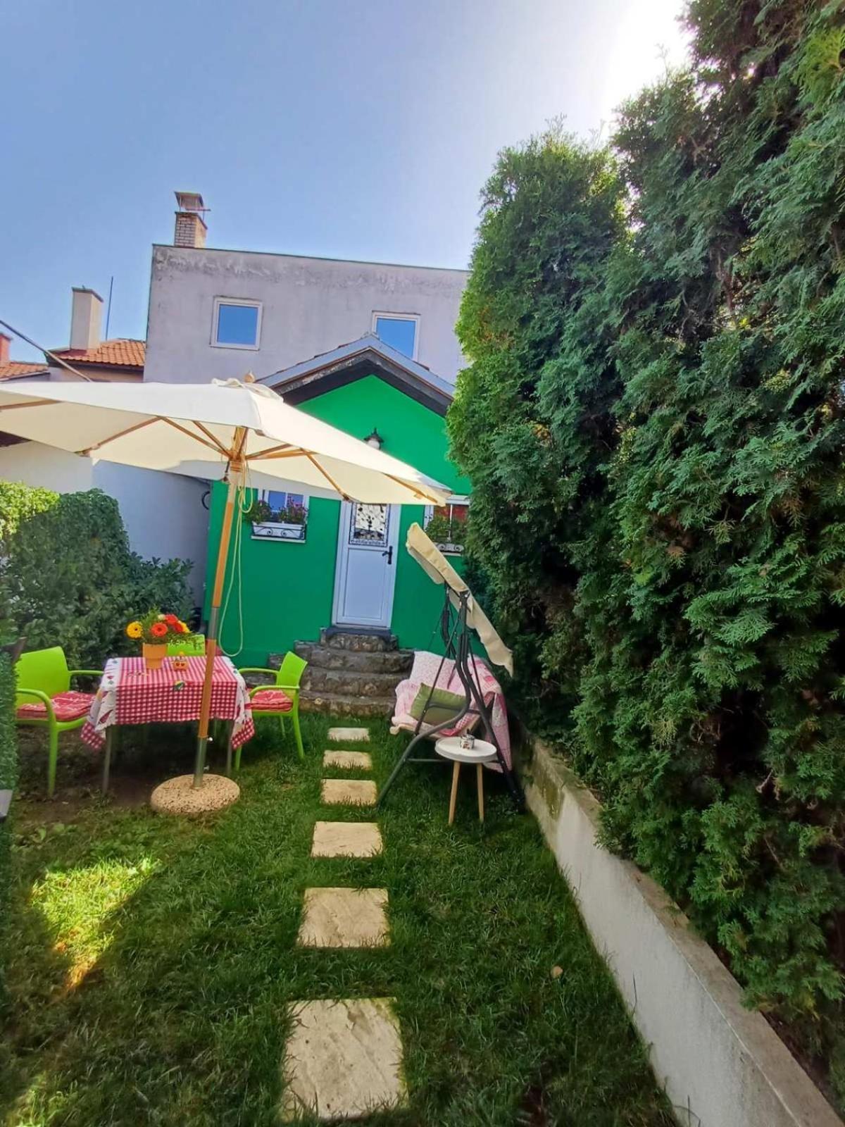 Sweet Home Valjevo Buitenkant foto